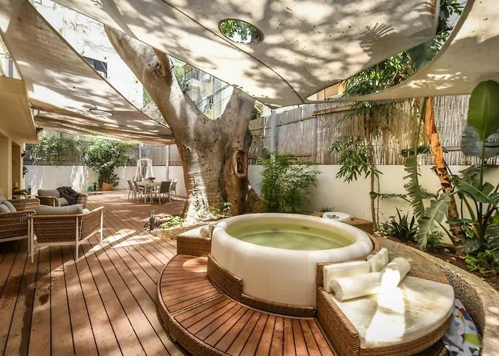 Charming 2Br Apt With A Breathtaking Patio In The Heart Of The City With Shelter By Sea N\' Rent