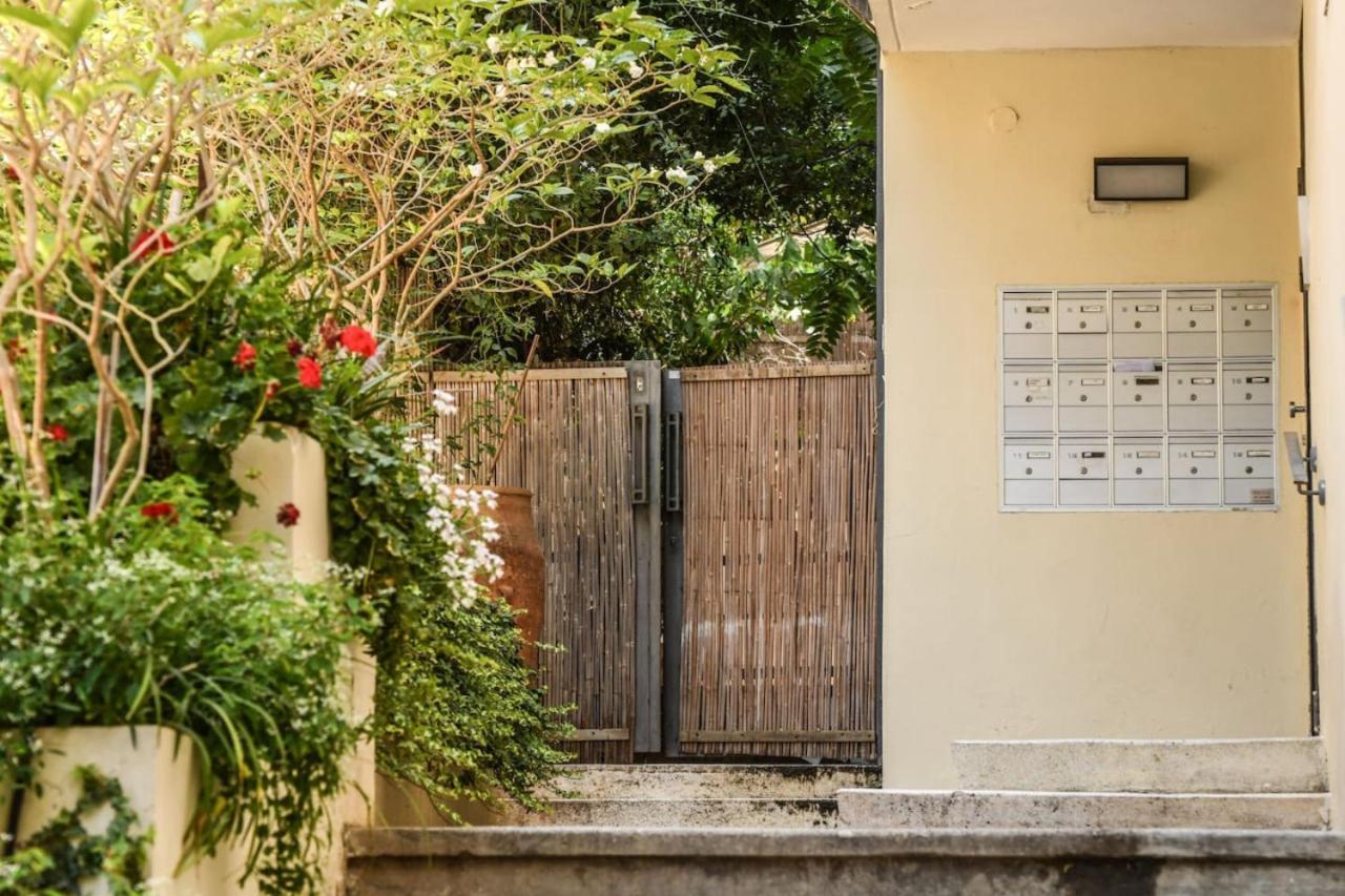 Charming 2br With A Breathtaking Patio In The Heart Of The With Shelter By Sea N' Rent Tel Aviv